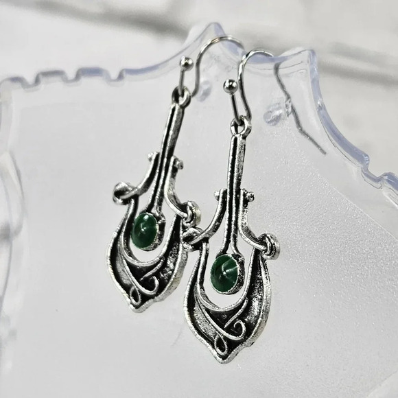 Yule Harp Women’s Small Delicate Earring Set9 - Picture 3 of 3